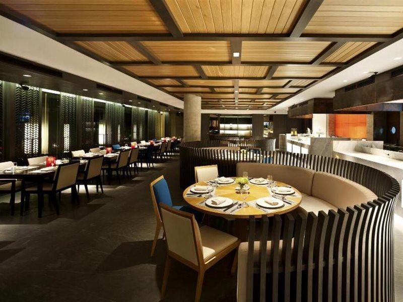Bumi Segah Hotel Tanjung Redep Exteriör bild