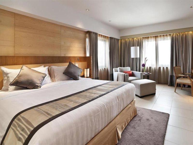 Bumi Segah Hotel Tanjung Redep Exteriör bild