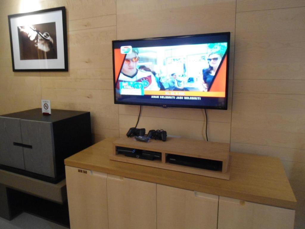 Bumi Segah Hotel Tanjung Redep Exteriör bild